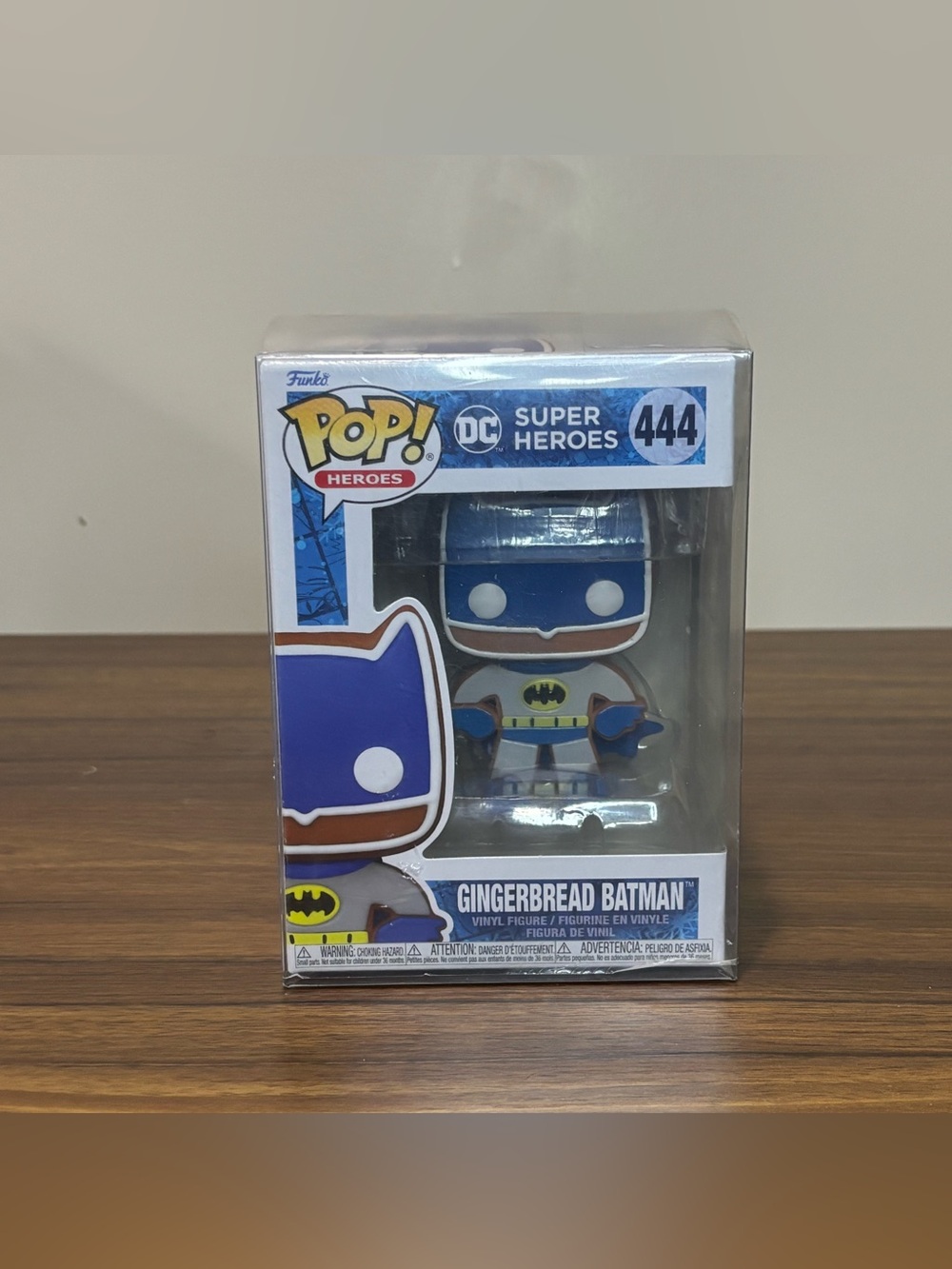 Gingerbread Batman Funko Pop! DC Super Heroes #444 W/ Protector